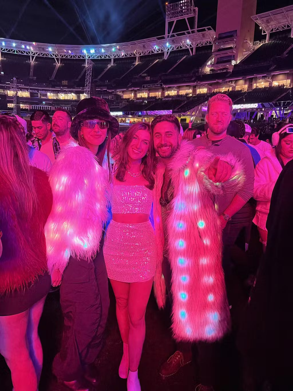 Long Faux Fur GLO Jacket – Premium & Exclusive ⚡🕺 - Glo Getterz - glowing_jackey - faux_fur_coat